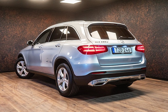 Mercedes-Benz GLC250 d 7 of 28