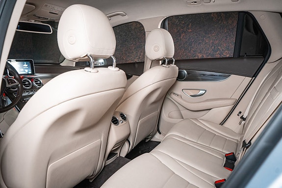 Mercedes-Benz GLC250 d 27 of 28