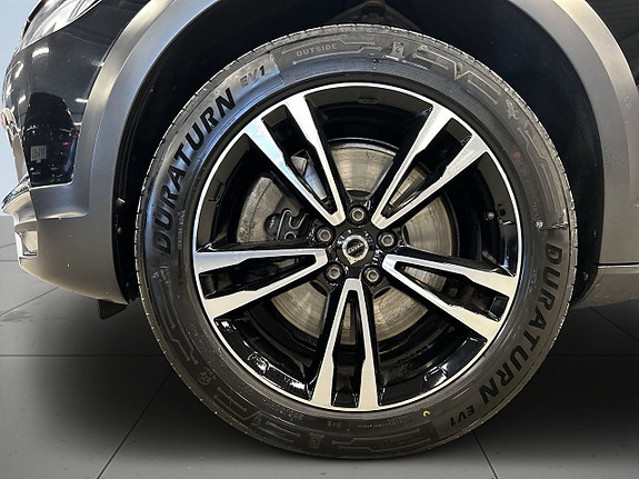 Volvo V90 Cross Country 14 of 22
