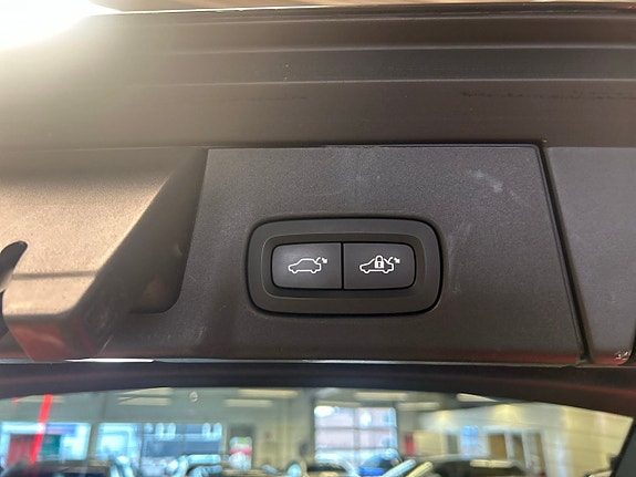 Volvo V90 Cross Country 17 of 22
