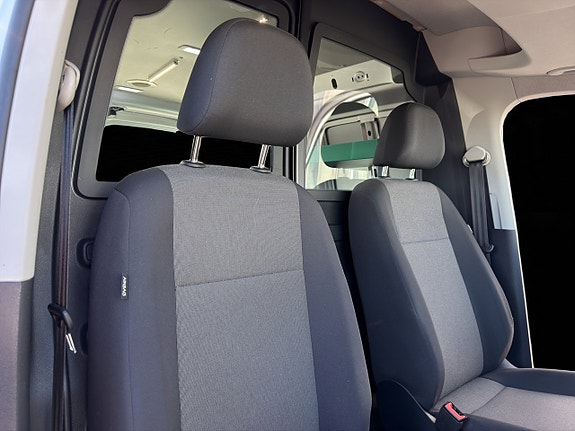 Volkswagen Caddy 20 of 30