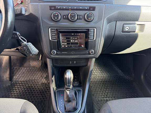 Volkswagen Caddy 14 of 30