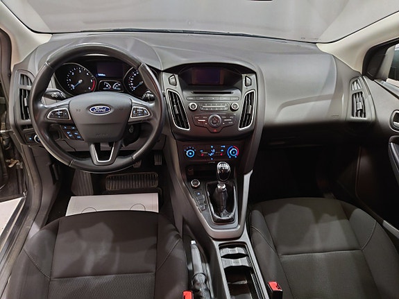 Ford Focus 12 of 13