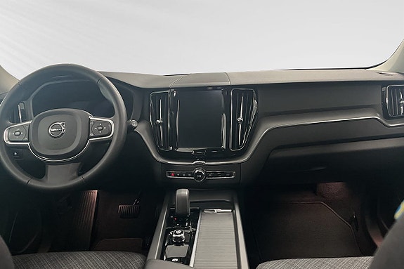 Volvo XC60 5 of 8