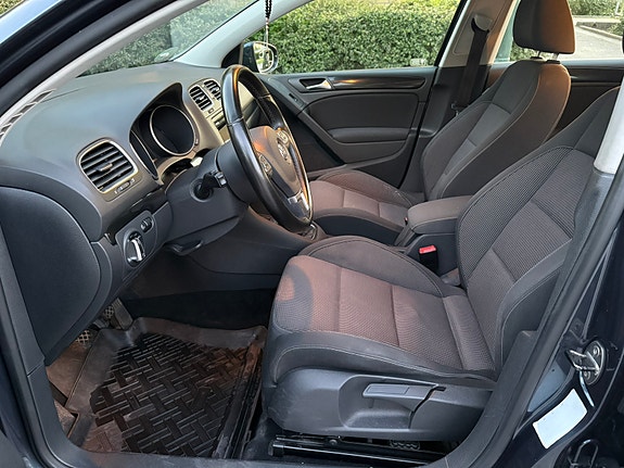 Volkswagen Golf VI 12 of 18