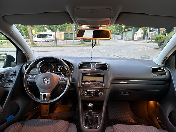 Volkswagen Golf VI 16 of 18