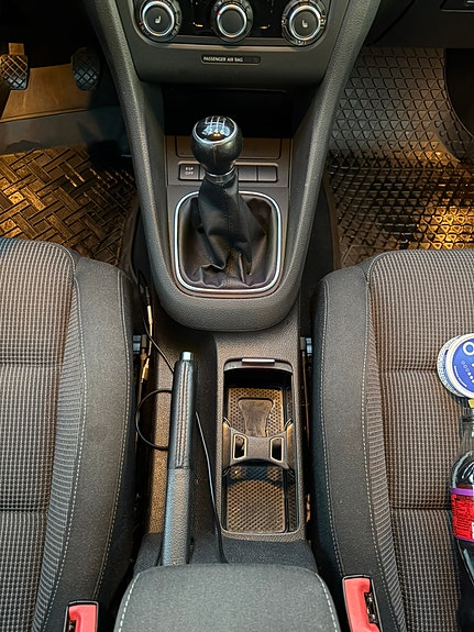 Volkswagen Golf VI 14 of 18