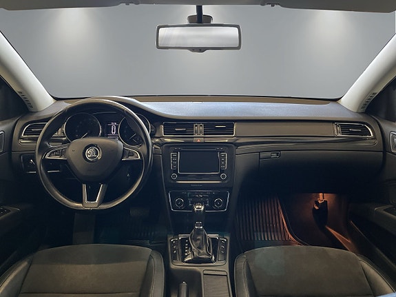 Skoda Superb 10 of 27
