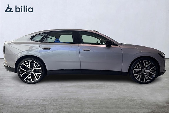 Volvo ES90 18 of 23