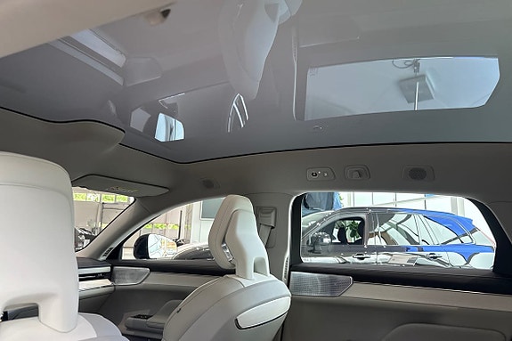 Volvo ES90 21 of 23
