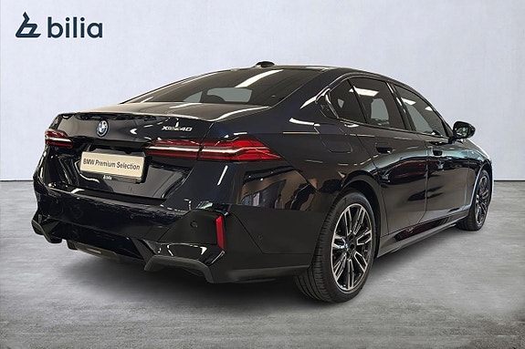 BMW i5 17 of 18
