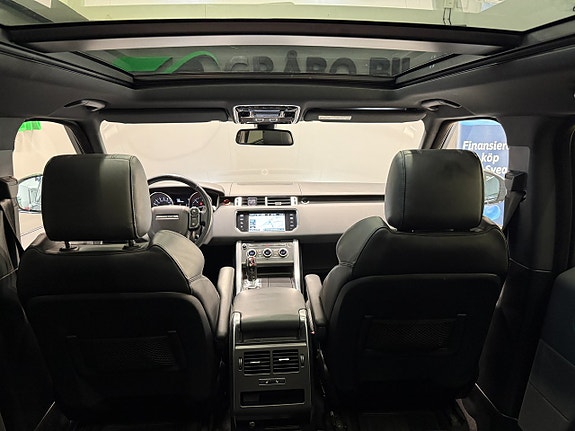 Land Rover Range Rover Sport 22 of 24
