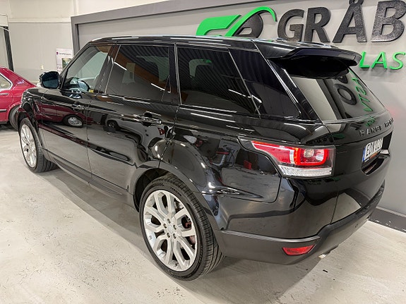 Land Rover Range Rover Sport 3 of 5