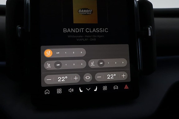 Volvo EX30 11 of 30