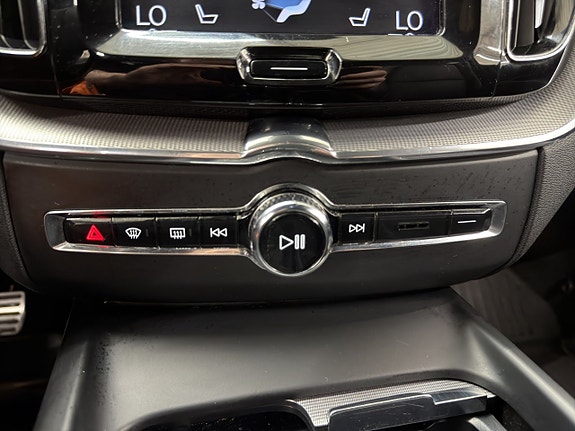 Volvo XC60 24 of 30