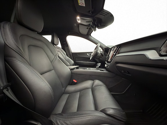 Volvo XC60 26 of 30