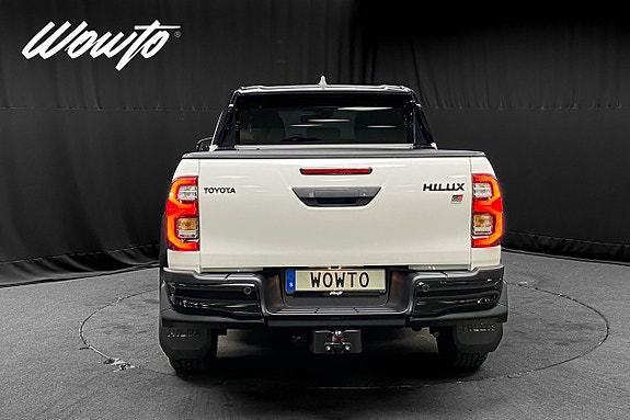 Toyota HiLux 6 of 26