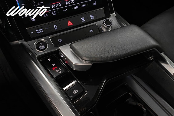 Audi Q8 16 of 24