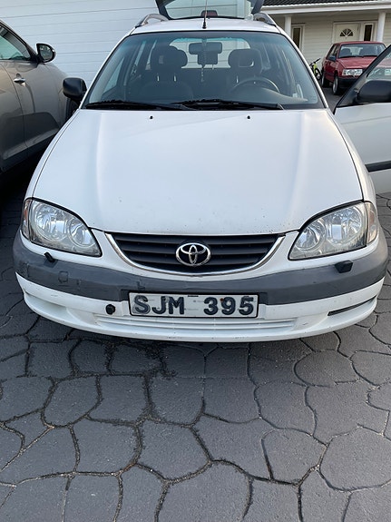 Brugt Toyota Avensis 1.8
