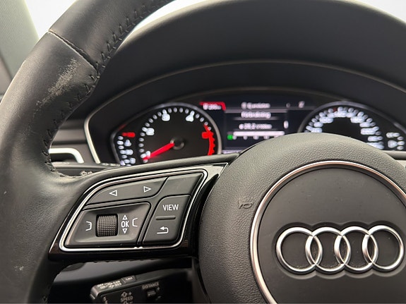 Audi A4 15 of 30