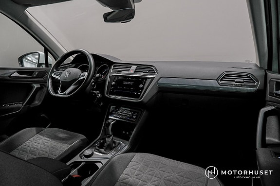 Volkswagen Tiguan 10 of 21