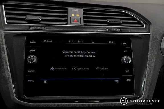 Volkswagen Tiguan 15 of 21