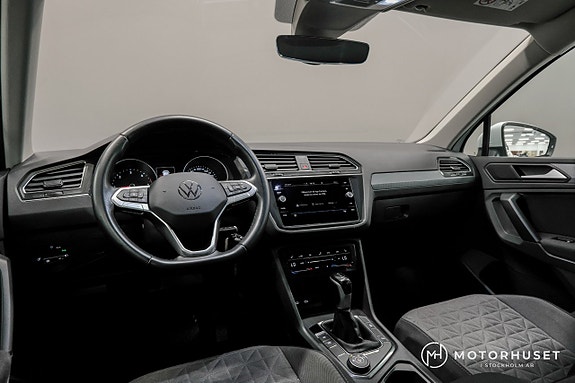 Volkswagen Tiguan 8 of 21