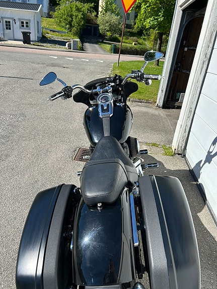Harley-Davidson SPORT GLIDE 5 of 5