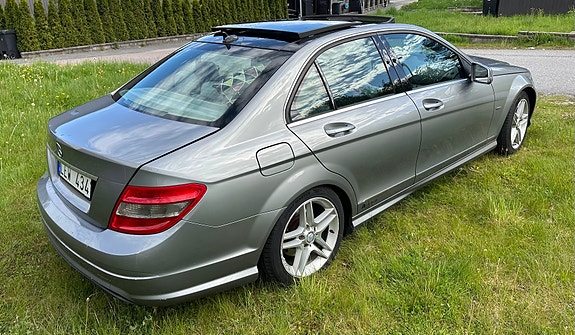 Mercedes-Benz C180 5 of 5