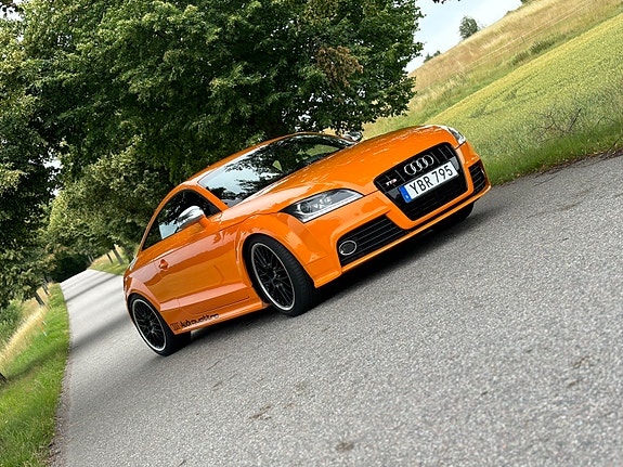 Audi TTS 2 of 5