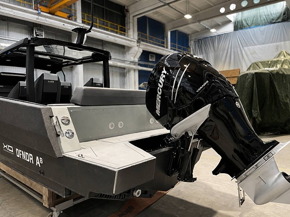 A8 DFNDR – robust aluminiumracer & militär känsla (SISTA EX) 10 of 10