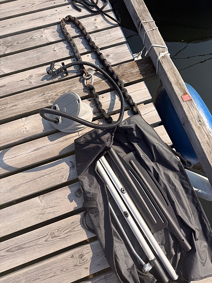 Brig Eagle 4 – Evinrude E-TEC 40 hk med 30-Vagn 8 of 8