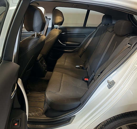 BMW 116d 17 of 18