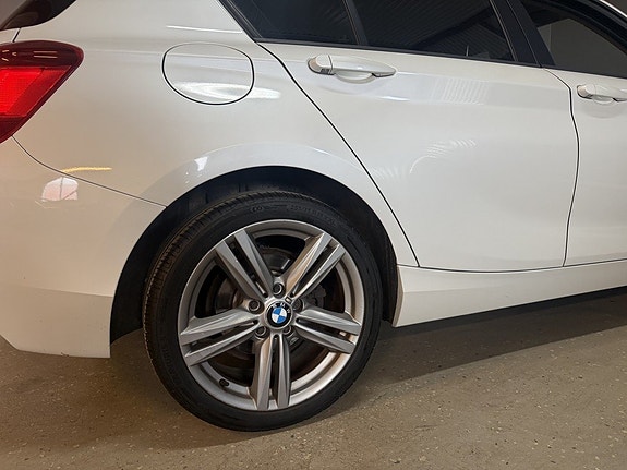 BMW 116d 12 of 18