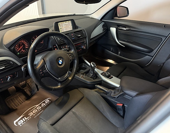 BMW 116d 3 of 18