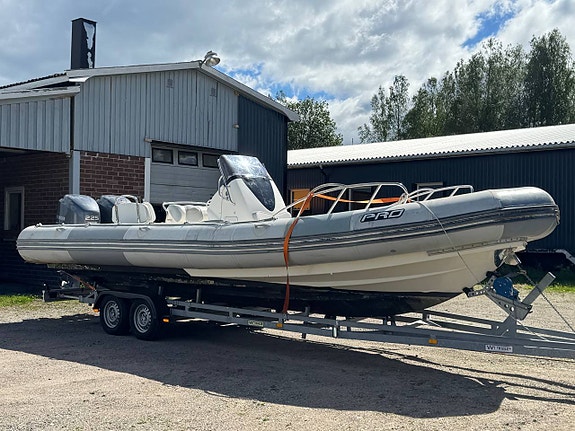 Zodiac 850 Pro Rib inkl 2 X 225 hk Yamaha