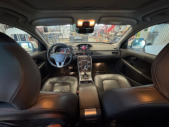 Volvo XC70 7 of 8