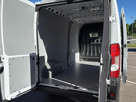 Opel Movano 5 of 5