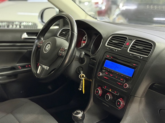 Volkswagen Golf VI 9 of 13