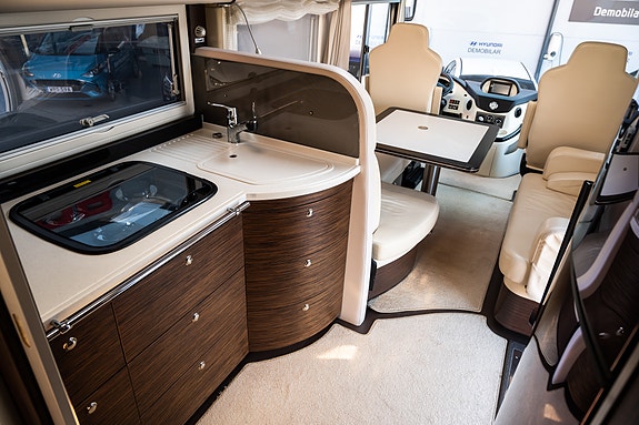 Concorde Charisma III 900M 15 of 30