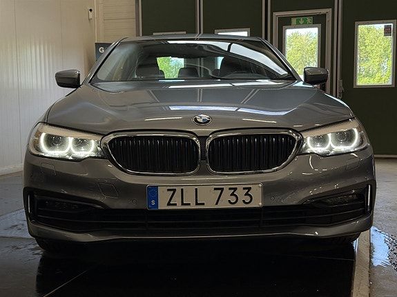 BMW 530e 8 of 20