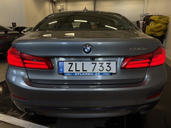 BMW 530e 4 of 20