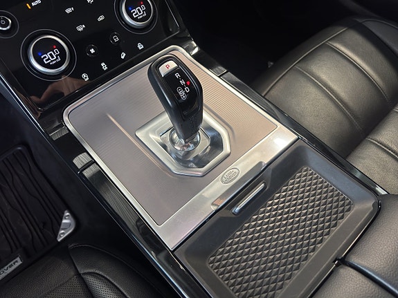 Land Rover Range Rover Evoque 23 of 24