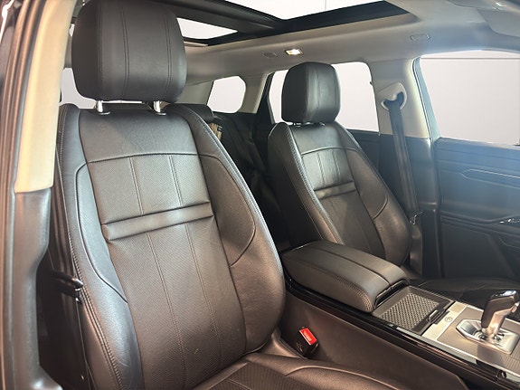 Land Rover Range Rover Evoque 10 of 24