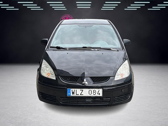 Mitsubishi Colt 3 of 5