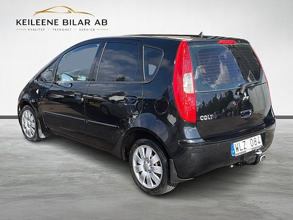 Mitsubishi Colt 9 of 21