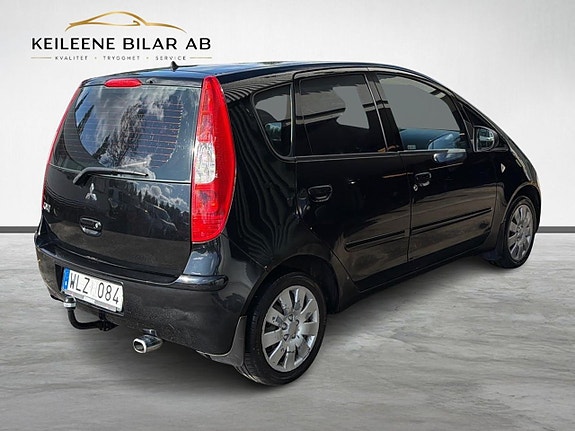 Mitsubishi Colt 8 of 21