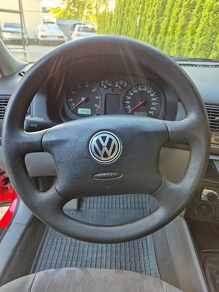 Volkswagen Golf I 17 of 17