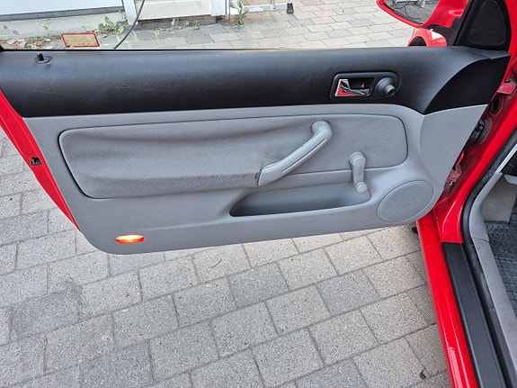 Volkswagen Golf I 11 of 17
