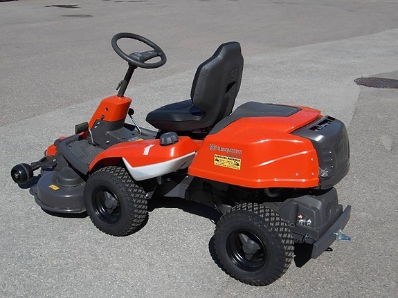 Husqvarna R 214 TC 4 of 4
